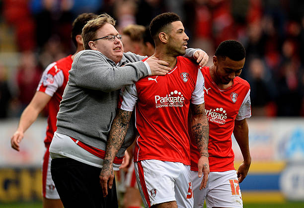 风格：简洁、可视化