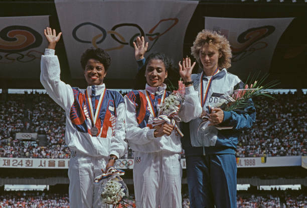 中国乒乓球男单奥运金牌盘点：那些激动人心的瞬间