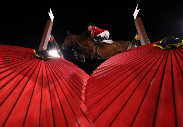 传统与现代的对话:巴黎奥运会如何通过图案讲述法国故事