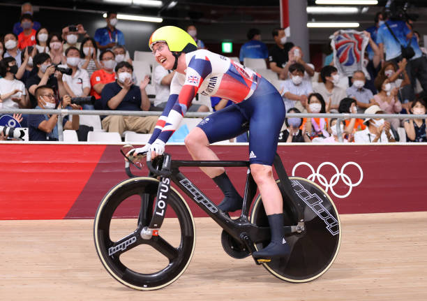 从索托马约尔到巴尔希姆：奥运会跳高传奇选手的成绩之路