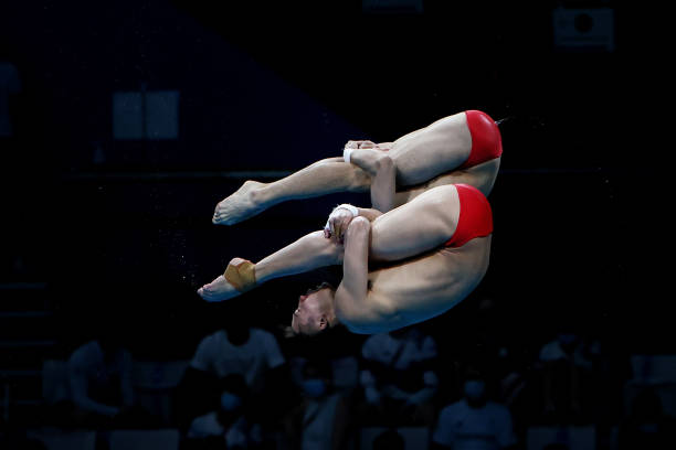 短跑运动员比赛日准备全攻略