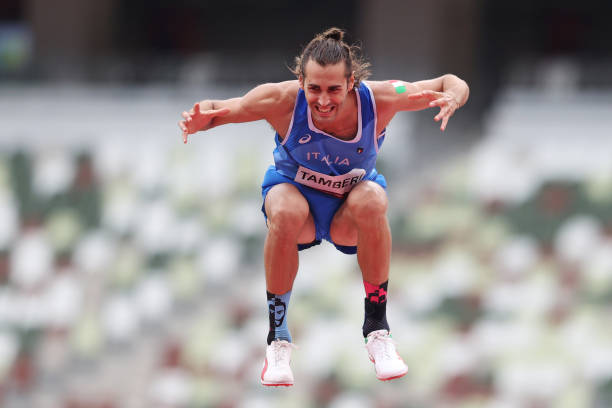 乔伊娜的训练秘籍：如何成为世界级短跑运动员