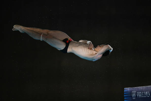 宁泽涛身高对比其他游泳名将:谁更具体型优势?