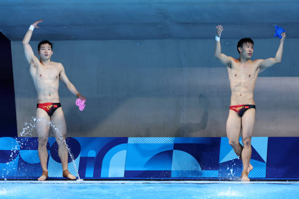 超越对手：短跑跑鞋榜首的突破性技术