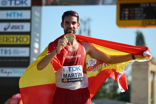 年龄不是问题:吴敏霞与郭晶晶的竞技巅峰对比