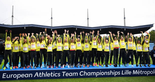 跳水失败导致头部重伤，运动员的心理重建之路