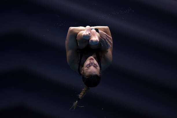 跳远世界纪录与中国全国纪录的差距有多大?