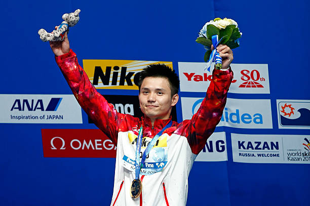 暨南大学体育学院聘请苏炳添为荣誉教授,深化体教融合