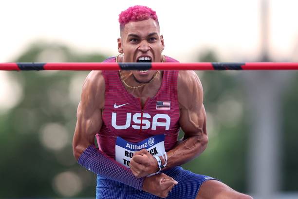 短跑鞋品牌新趋势:环保材料与科技创新并重