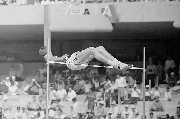 全红婵再次登顶，中国跳水队包揽金牌