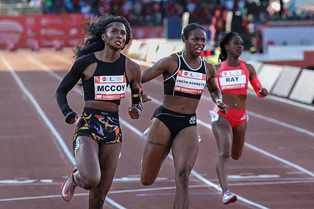 伏明霞的身材成为热议话题,网友纷纷点赞