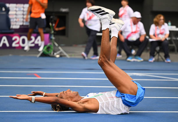 伏明霞体重揭秘：跳水女神的完美身材管理