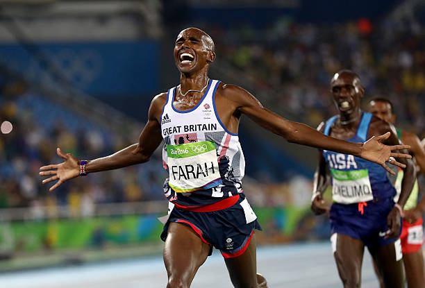 跳远世界冠军的巅峰对决:纪录与传奇