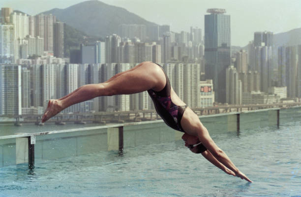 身高与跑步经济性：长跑运动员的体型优化策略