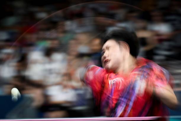 德国乒乓俱乐部邱竣的训练日常:汗水与坚持