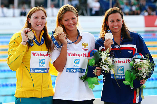 实用家庭小妙招:5种安全排出耳朵积水的方法