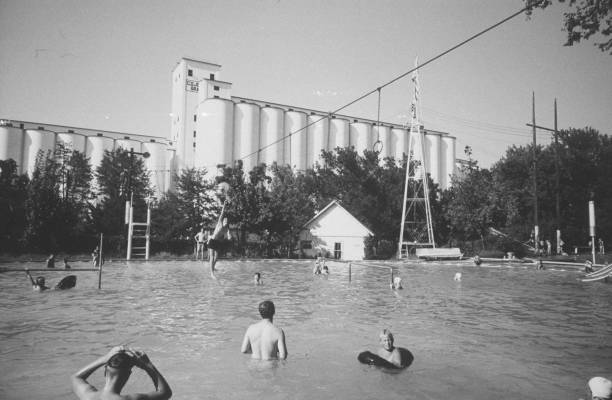 如何提高游泳转身速度:专业技巧分享