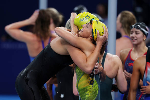 成为合格游泳教练的必备条件有哪些？