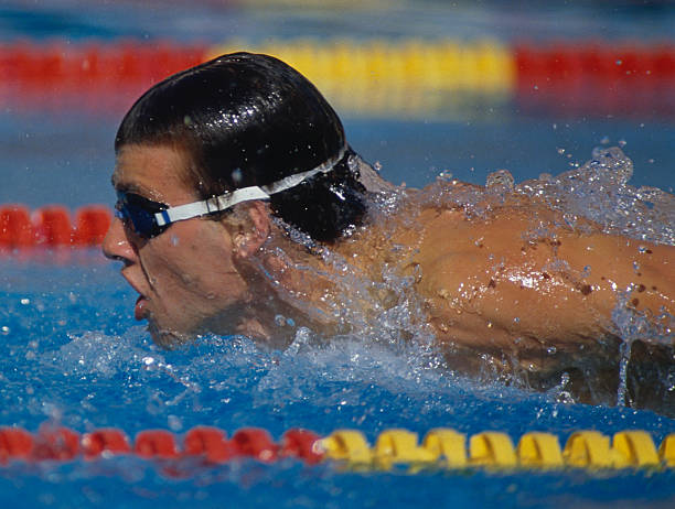 游泳池游泳道的标准宽度与设计规范