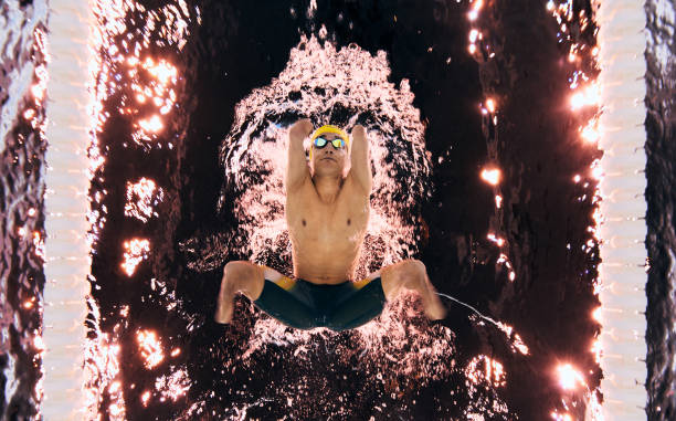 游泳池游泳真的会导致皮肤病吗?专家解答来了