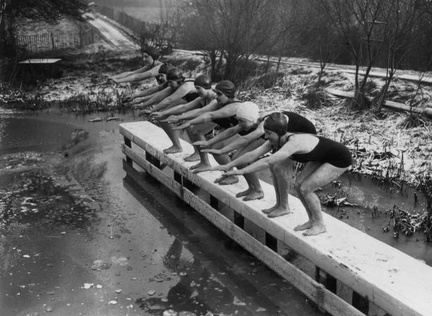 游泳装备选购攻略：如何根据泳池、海滩等不同场景选择？