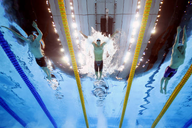 游泳镜 vs. 裸眼游泳:哪种更适合你?