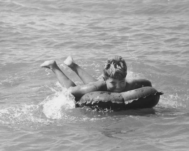 女子游泳等级标准对比:不同年龄段的成绩要求差异