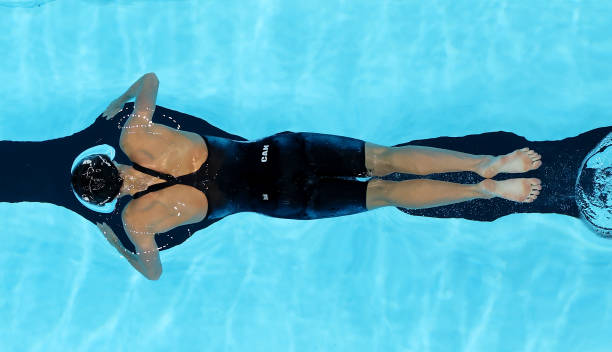 打造梦想空间:私人室内游泳池的设计与建造