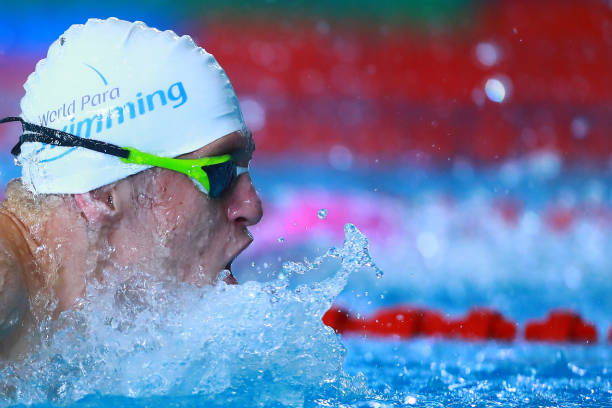 蛙泳完整训练课程:高清视频,适合自学和教学使用