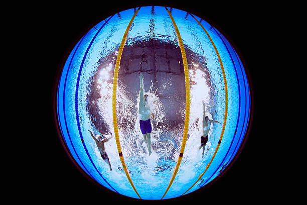 自由泳与仰泳：如何根据需求选择适合的泳姿？