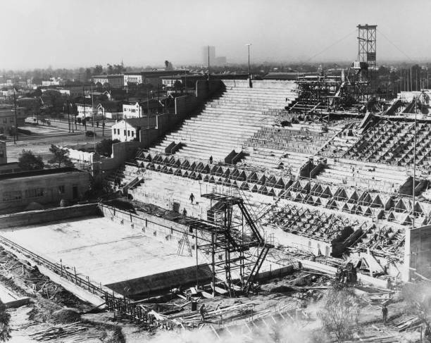 游泳脚动作基础：蛙泳腿部技巧详解