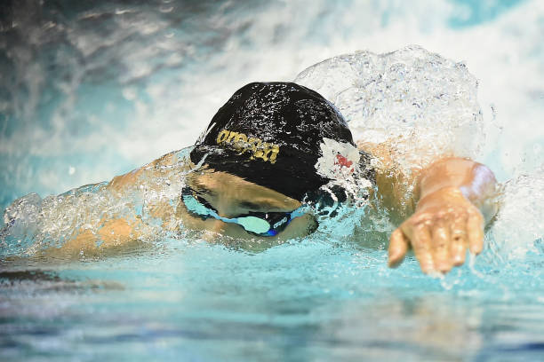 卡路里消耗指南：游泳和跑步哪个更高效？