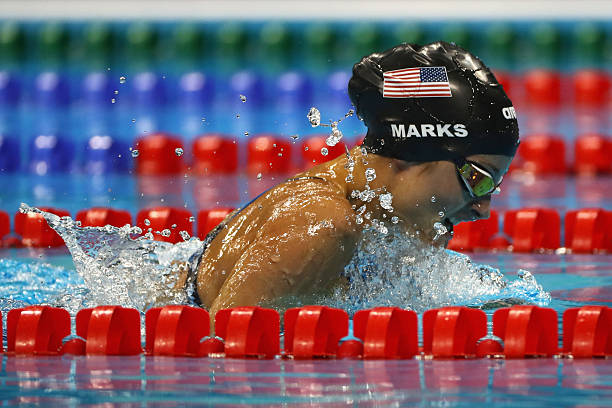 提升自由泳转弯速度:专业教练视频教学