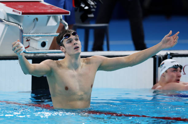 私人游泳课程：一对一教学，针对性解决游泳难题