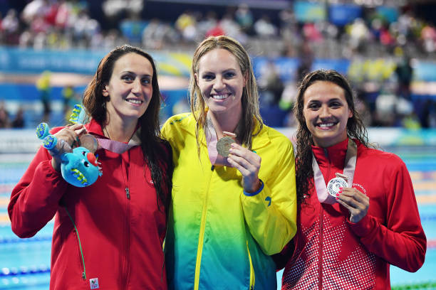 以互动和自测的形式吸引读者