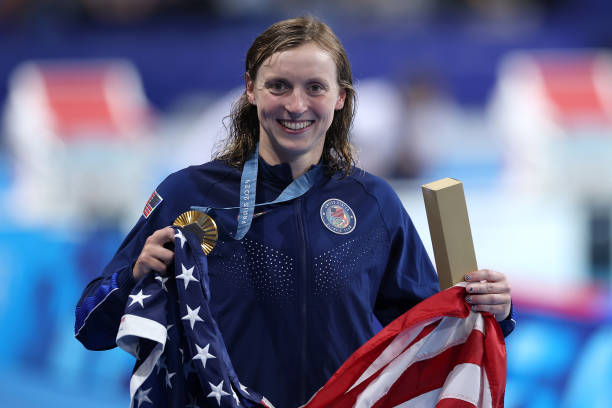 游泳救生员考证费用参考:不同培训机构价格对比与选择建议