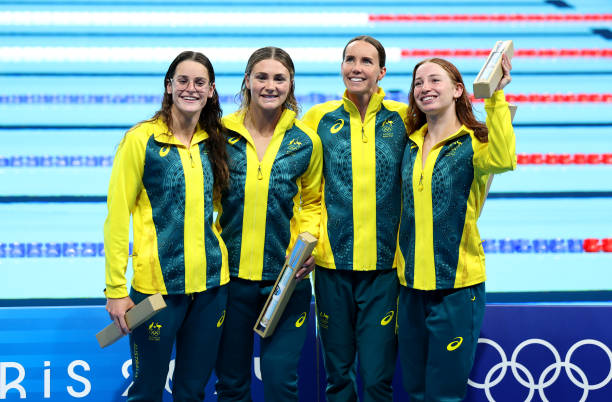 蝶泳100米金牌得主：突破极限的精彩瞬间