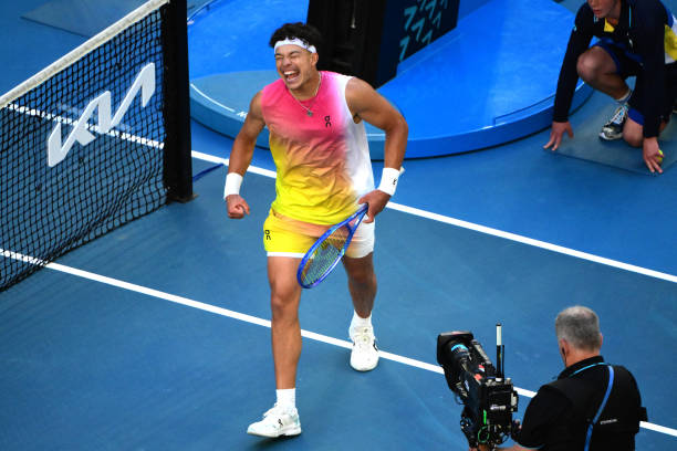 网球裁判手势与计分术语:看懂比赛必备知识