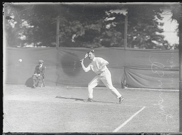 网球比赛中的“盘”与“局”:一盘比赛需要打多少局才能结束?