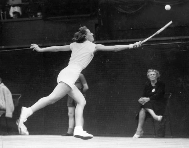 网球双打站位详解：如何选择最佳阵型提升配合效率