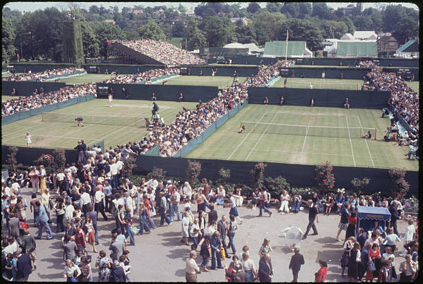 球员如何适应四大满贯的不同场地条件?