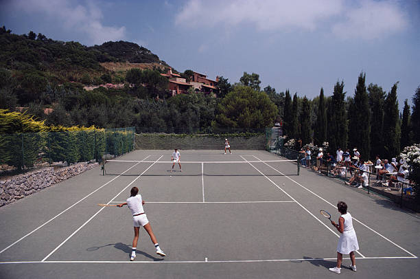 网球发球规则详解：每局最多允许几次发球失误？