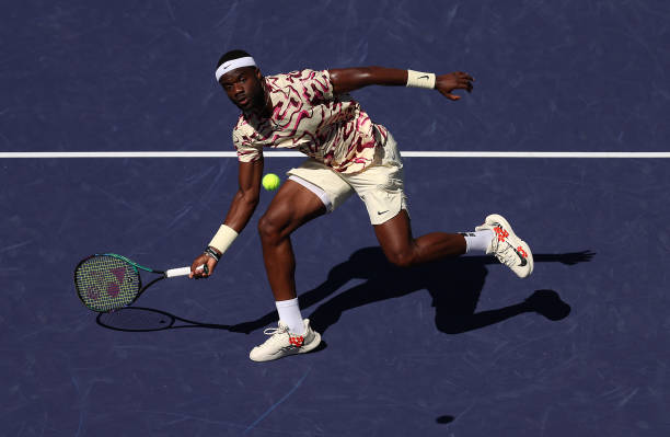 网球历史里程碑：解读1619和1820年的规则变迁