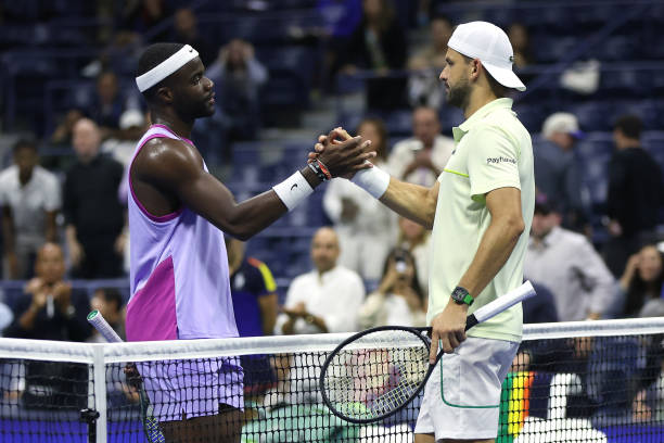 网球训练计划:网球教程大全中的体能和技术提升方案