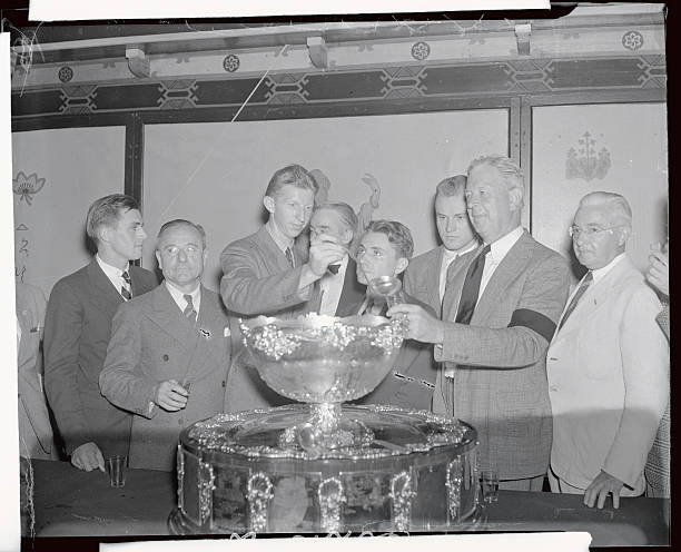 网球球网高度对比赛有什么影响？