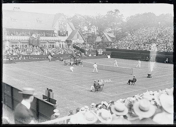 法网女单赛场:郑钦文遭遇强敌,无缘晋级