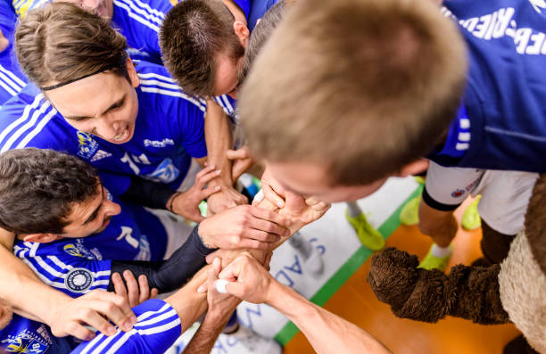 排球比赛规则解析：上场人数要求