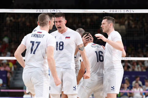 最强排球对决！垃圾场大战完整版漫画角色深度分析