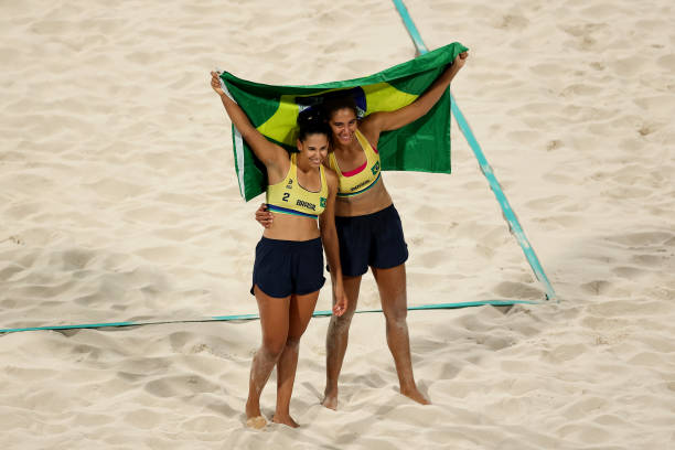 从站位图看排球战术布局