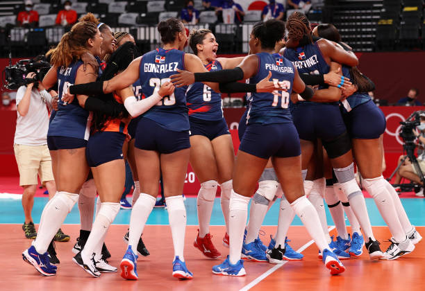 浙江中考排球考试规则与裁判判罚标准解析